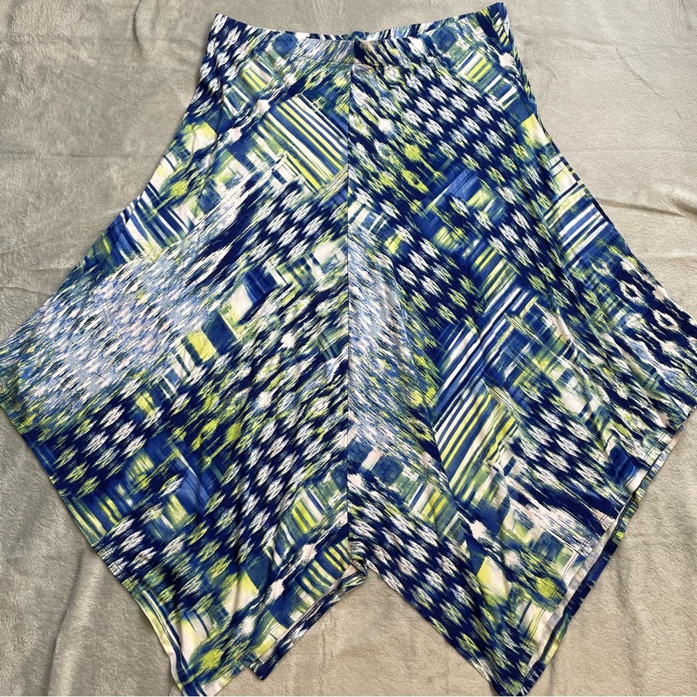 Chico’s Skirt 2 (Large)‎ Hailey Hanky Hem Handkerchief Multi Geo Jersey Knit